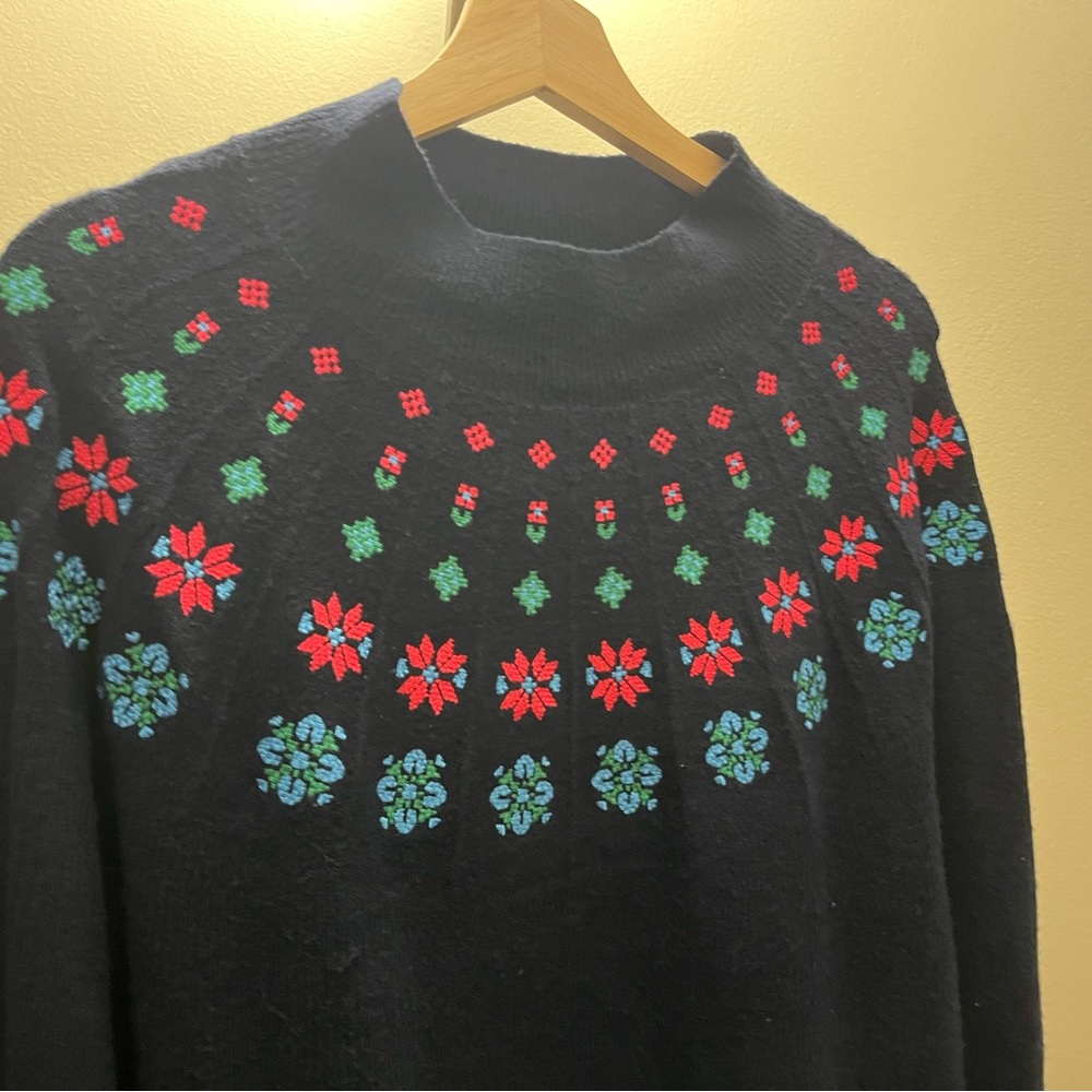 Talbots Sweater Dress with Embroidered Flowers XL